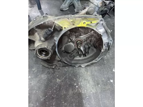 TRANSPORTER T4 2.5 ANJ ÇIKMA ORJİNAL AÇILMAMIŞ ŞANZIMAN