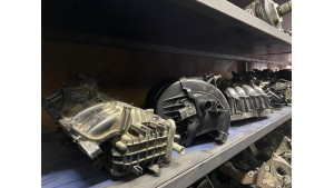 VOLKSWAGEN-AUDİ-SKODA-SEAT ORJİNAL ÇIKMA EMME MANİFOLDLARI