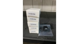 7L6 959 855B CADDY-PASSAT-JETTA TEKLİ CAM DÜĞMESİ 7L6 959 855B CADDY-PASSAT-JETTA TEKLİ CAM DÜĞMESİ